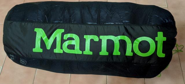 土撥鼠Marmot羽絨絨睡袋開(kāi)箱,戶外野營(yíng)還是要靠睡袋