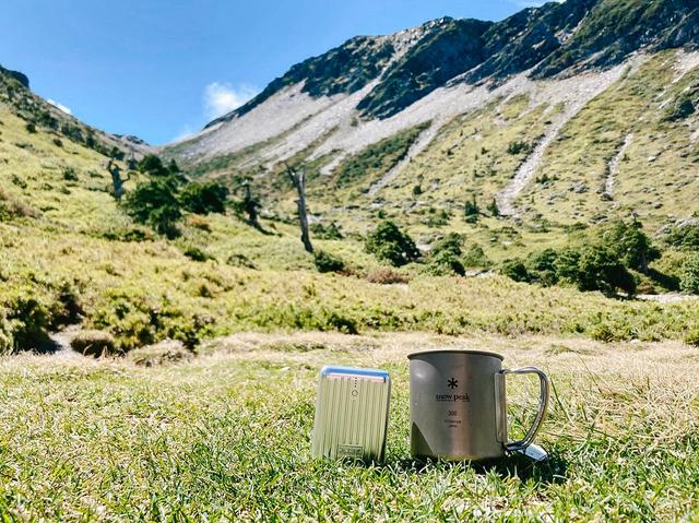 便攜充電寶開箱,登山、露營都方便用的Zendure移動電源