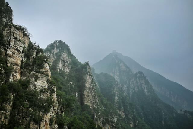 值得去的“野長(zhǎng)城”,沒有攀爬經(jīng)驗(yàn)和膽量的別去攀登箭扣長(zhǎng)城