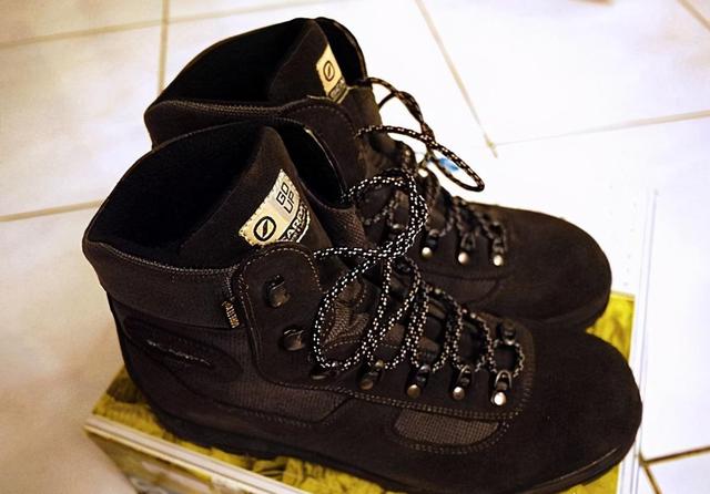 戶外需要一雙好鞋,SCARPA 登山鞋開箱