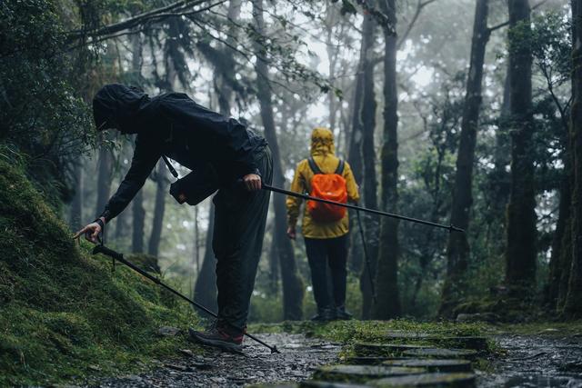 英國(guó)戶外品牌推薦,我喜歡的Rab輕量防水沖鋒衣外套評(píng)測(cè)報(bào)告