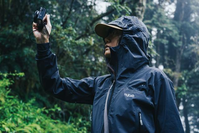 英國(guó)戶外品牌推薦,我喜歡的Rab輕量防水沖鋒衣外套評(píng)測(cè)報(bào)告