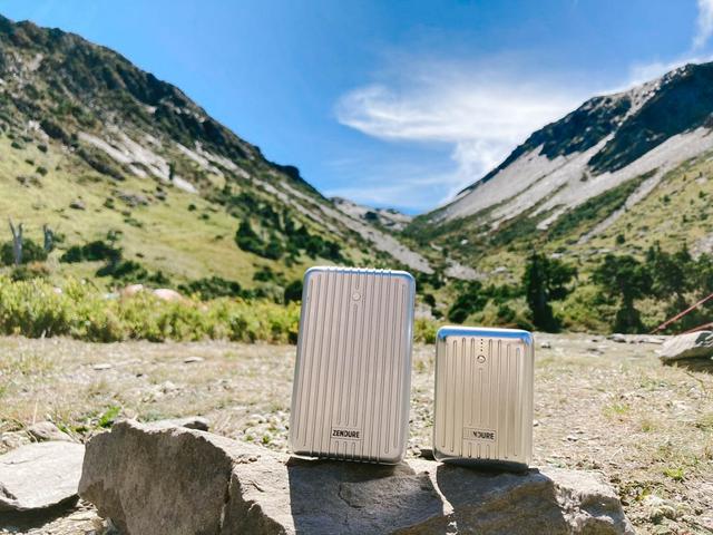 便攜充電寶開箱,登山、露營都方便用的Zendure移動電源