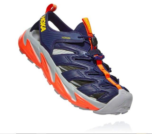 輕裝上山,5款適合秋天郊游的機能風戶外涼鞋