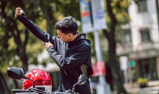 Mammut猛犸象軟殼外套好在哪?看我為你親身實測體驗