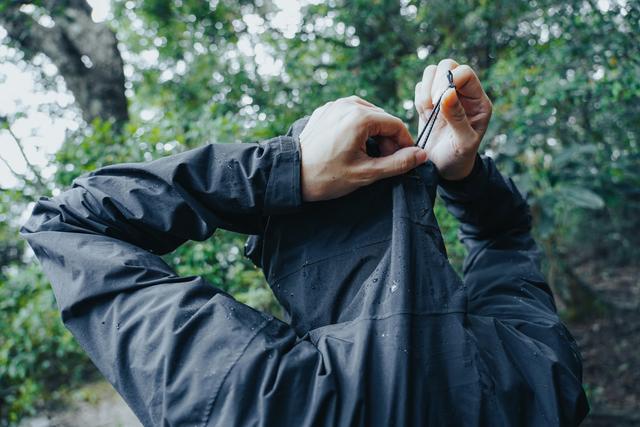 英國(guó)戶外品牌推薦,我喜歡的Rab輕量防水沖鋒衣外套評(píng)測(cè)報(bào)告