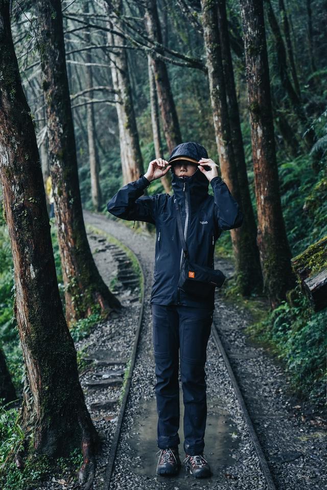 英國(guó)戶外品牌推薦,我喜歡的Rab輕量防水沖鋒衣外套評(píng)測(cè)報(bào)告