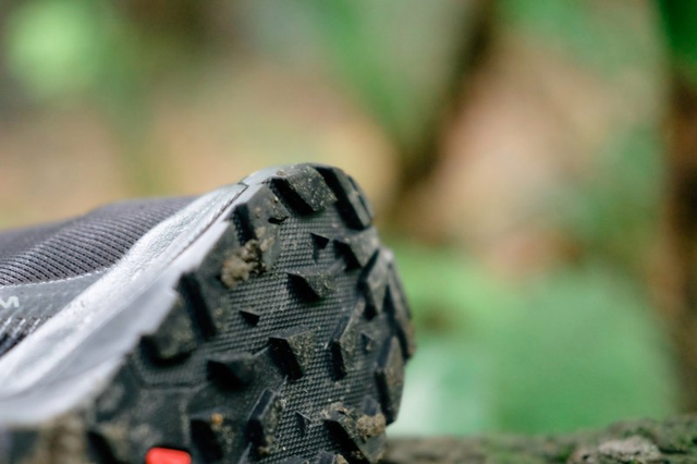 穿上Salomon薩洛蒙入門級登山鞋,來一場說走就走的旅行