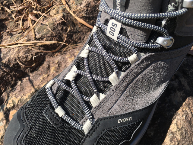 迪卡儂DECATHLON的登山鞋到底值不值得買?來(lái)分享下實(shí)測(cè)體驗(yàn)