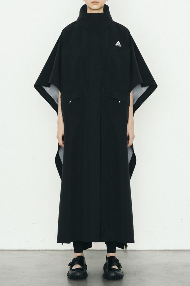 阿迪達(dá)斯adidas聯(lián)名款再現(xiàn)天足系列,科比曾穿過第一雙戰(zhàn)靴