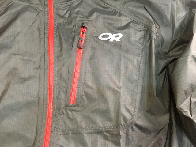 除了Arc'teryx始祖鳥(niǎo)比較貴,這幾款防風(fēng)外套都可以買(mǎi)