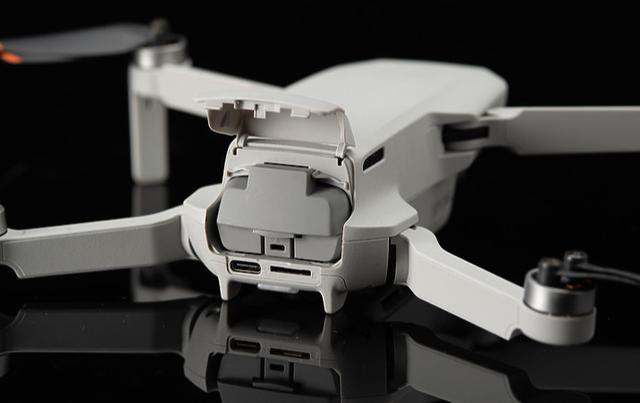 大疆DJI Mavic Mini 2無人機(jī)開箱,是你想買的航拍小飛機(jī)嗎