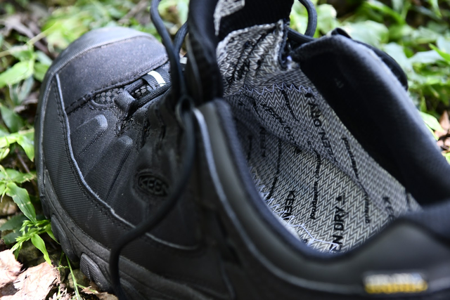 新手該怎么挑登山鞋?KEEN防水徒步登山鞋測(cè)評(píng)體驗(yàn)