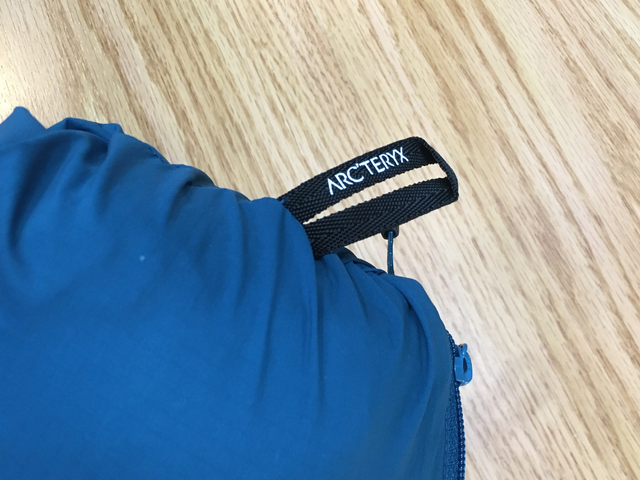 除了Arc'teryx始祖鳥(niǎo)比較貴,這幾款防風(fēng)外套都可以買(mǎi)