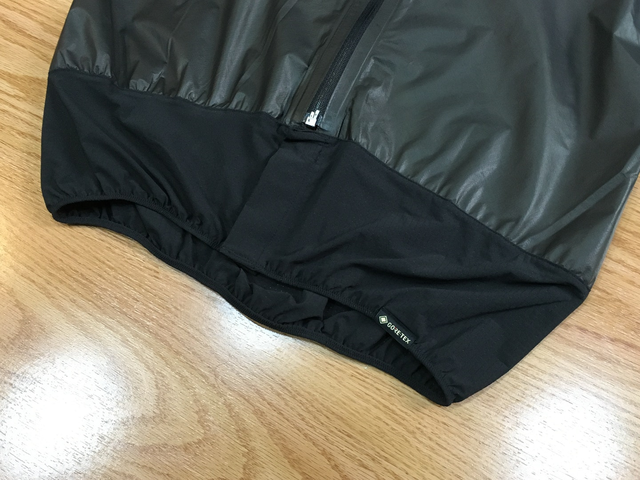 除了Arc'teryx始祖鳥(niǎo)比較貴,這幾款防風(fēng)外套都可以買(mǎi)