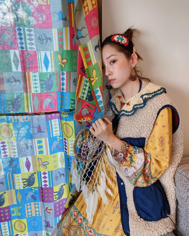 誰說戶外穿搭不能很時尚?這些單品打造潮流露營造型