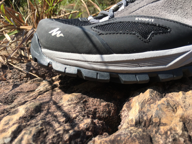 迪卡儂DECATHLON的登山鞋到底值不值得買?來(lái)分享下實(shí)測(cè)體驗(yàn)