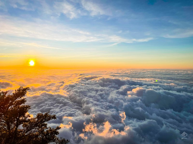 專業戶外品牌Mountain Hardwear山浩外套測評,一款要比始祖鳥Atom便宜的棉服