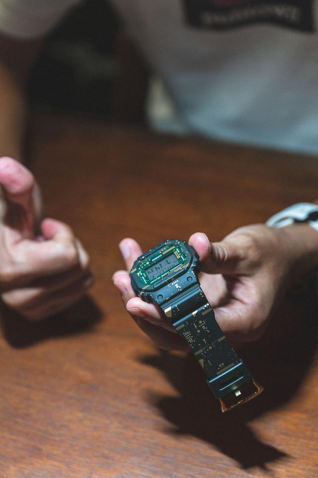 G-Shock帶來了全新DWE-5600CC腕表,最經典百搭的一款手表