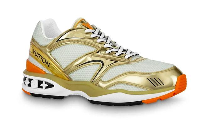 LV戶外跑鞋上架,你舍得穿上萬元的鞋上山嗎?