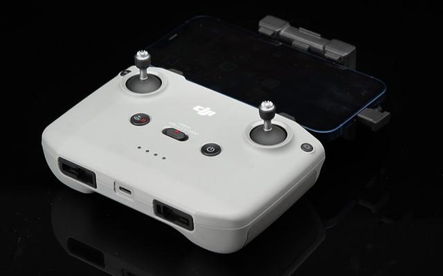 大疆DJI Mavic Mini 2無人機(jī)開箱,是你想買的航拍小飛機(jī)嗎