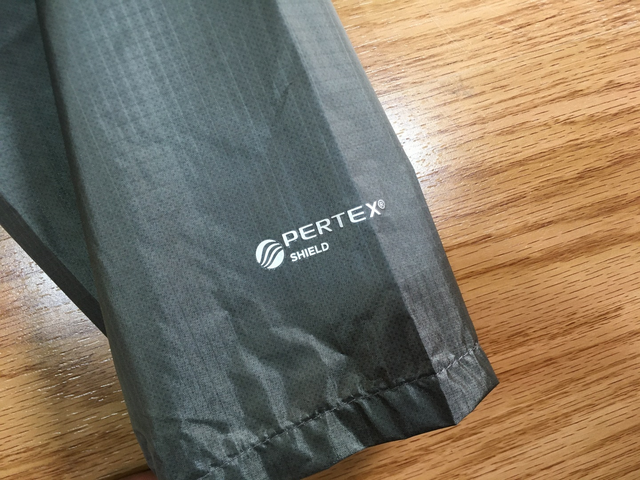 除了Arc'teryx始祖鳥(niǎo)比較貴,這幾款防風(fēng)外套都可以買(mǎi)