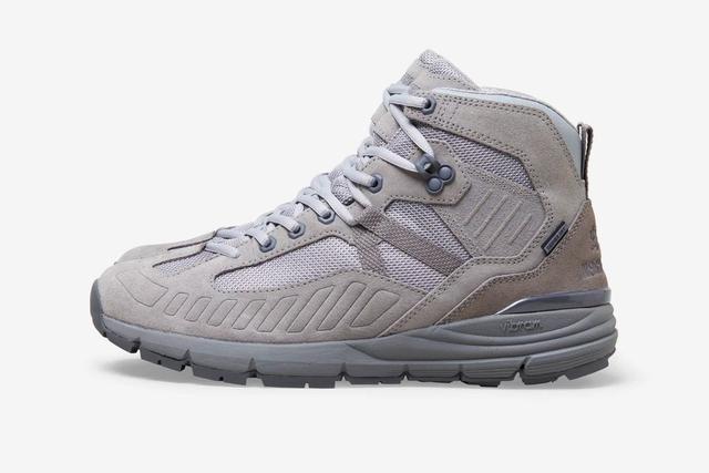 鞋靴中的勞斯萊斯,Danner與街頭潮牌首度推出聯(lián)乘版防水徒步靴