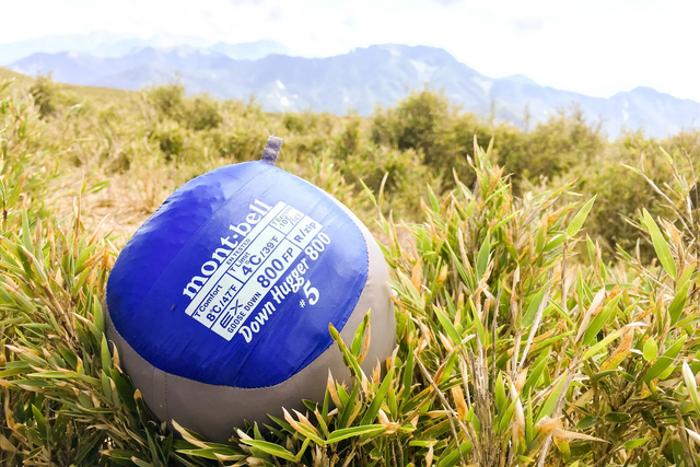 日本“始祖鳥”品牌,最近又入手一款mont-bell羽絨睡袋