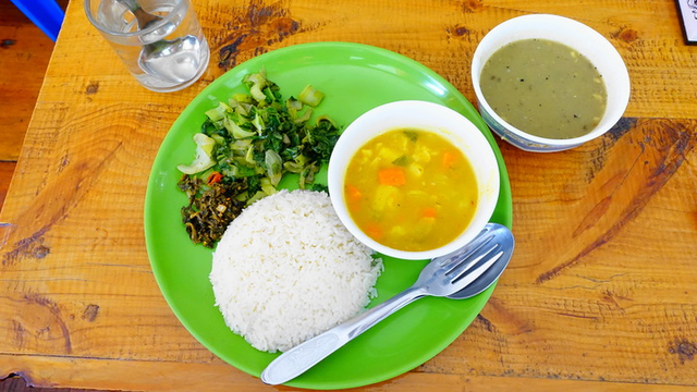 尼泊爾珠峰大本營徒步,用14天走完一生必走的線路