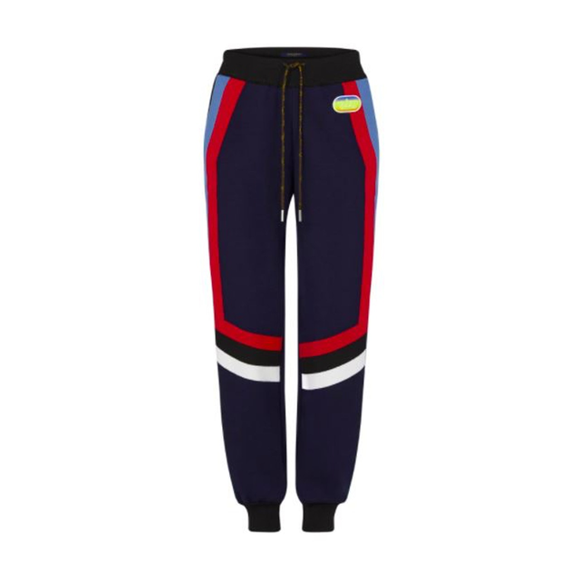 LOUIS VUITTON出了越野跑鞋又出戶外帽,全身LV穿在身上出去爬山不是夢