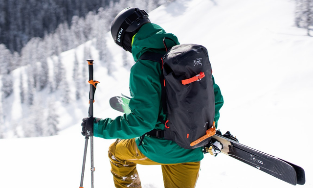 進(jìn)軍潮流圈,頂級(jí)品牌Arc'teryx始祖鳥是怎樣的戶外品牌?