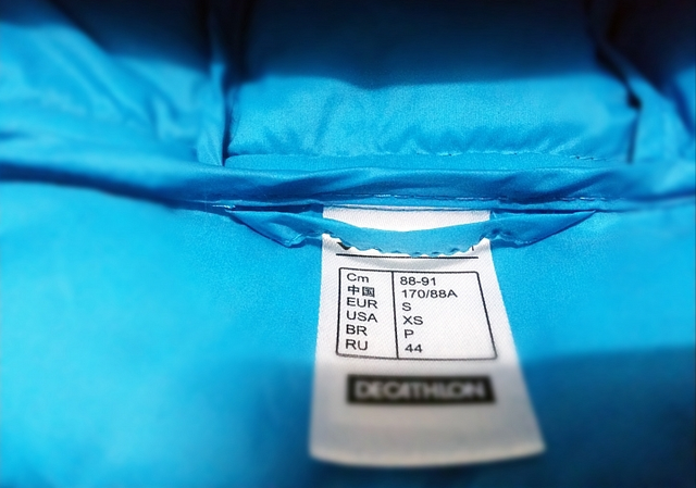 羽絨服選Moncler還是加拿大鵝?我買迪卡儂,便宜啊