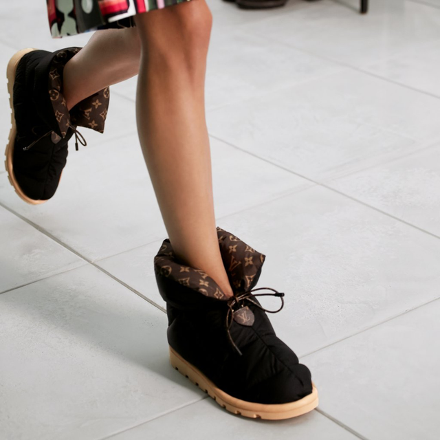 LOUIS VUITTON出了越野跑鞋又出戶外帽,全身LV穿在身上出去爬山不是夢