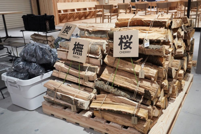 全球最大MUJI無印良品門店不僅有星巴克,還學(xué)迪卡儂賣戶外用品