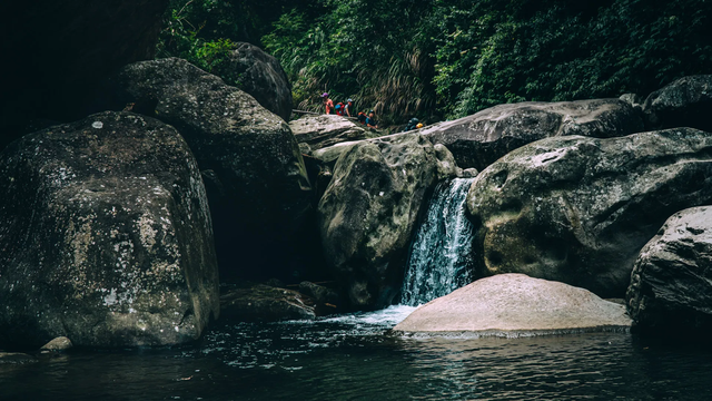 新手入手一雙登山鞋,Salomon薩洛蒙登山鞋實穿分享