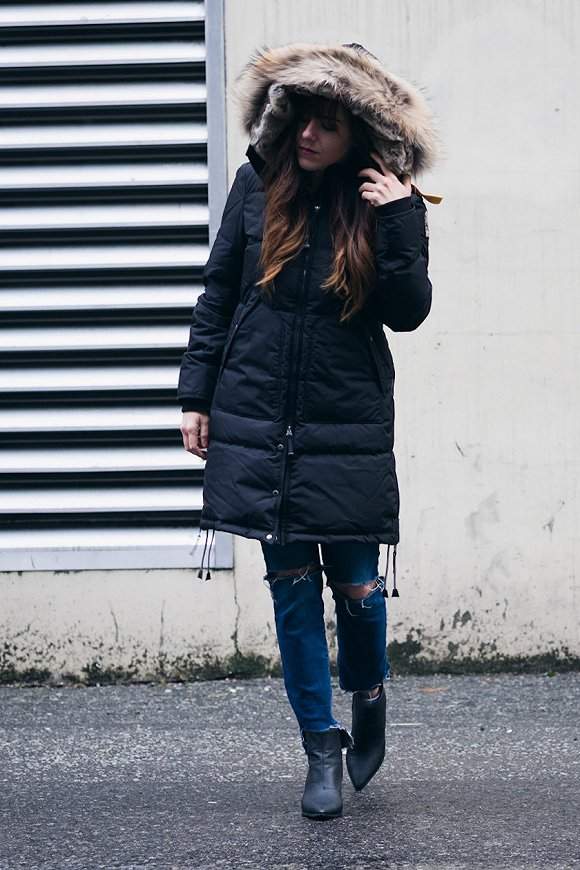 月薪一萬都買不起了,這些羽絨服均價上千甚至上萬元你買得起嗎?