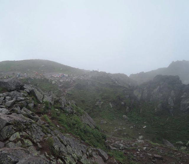 送給正打算出去野外露營的你,新手遇上壞天氣“安全撤退”