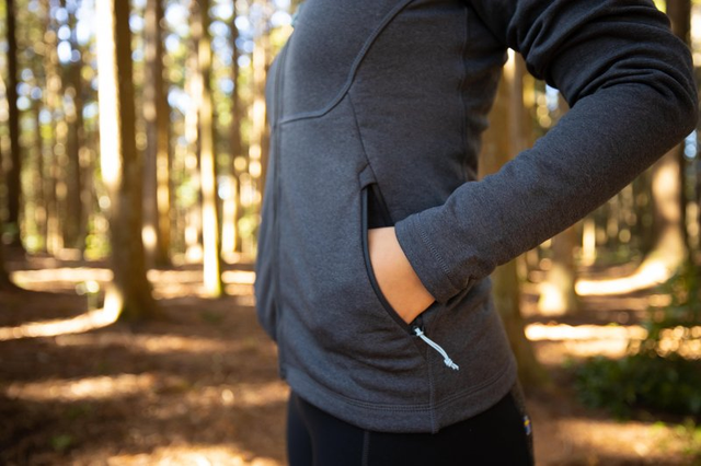 我也想去爬山,看看都帶哪些衣服,推薦給新手的登山中層穿搭