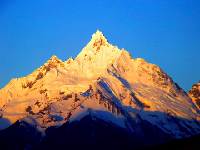 17名登山者一夜消失,卡瓦格博,一座禁止人類攀登的雪山