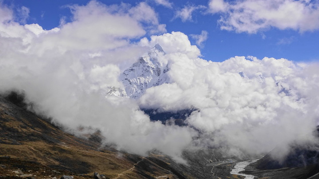 尼泊爾珠峰大本營徒步,用14天走完一生必走的線路