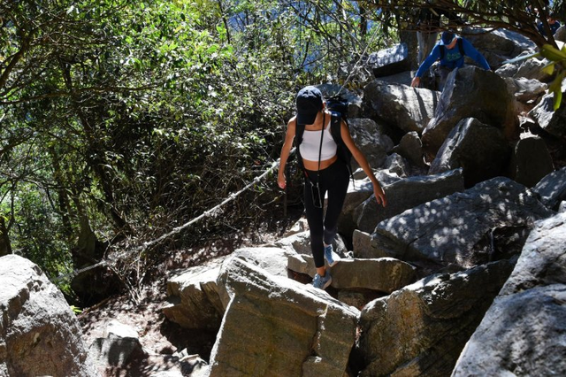 小姐姐為美國(guó)的Teva戶外鞋做測(cè)評(píng),究竟好在哪?
