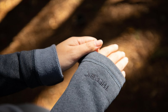 我也想去爬山,看看都帶哪些衣服,推薦給新手的登山中層穿搭
