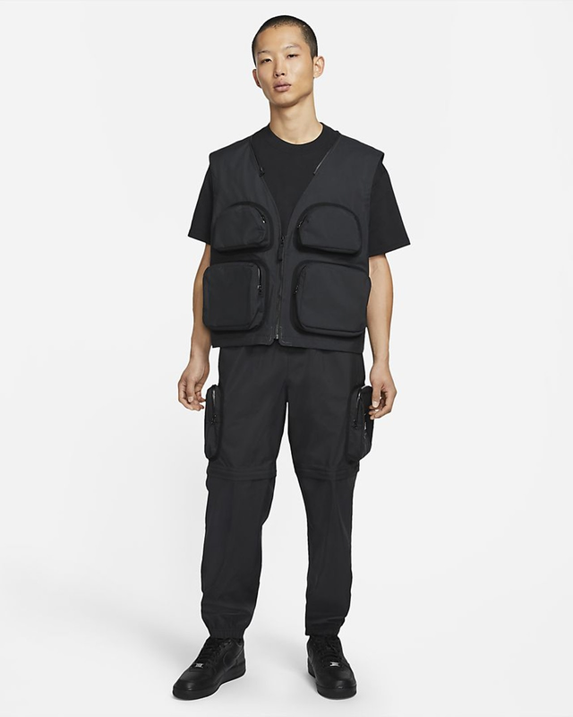 UNDERCOVER和Nike聯(lián)乘的機(jī)能服,你想不到還有十幾種穿法