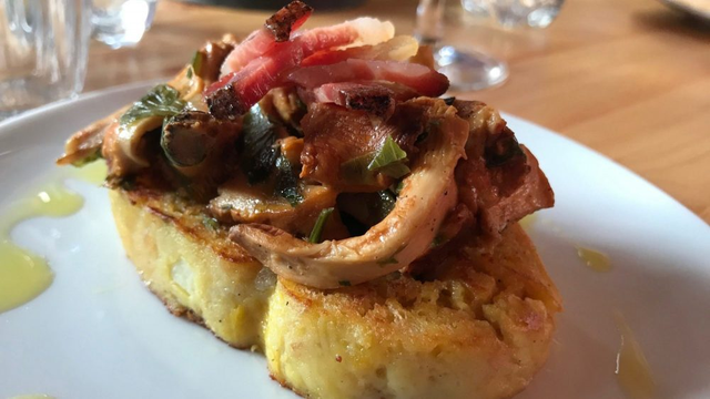 山上沒住的也沒好吃的?帶大家看看國外山屋可以豪華到什么地步