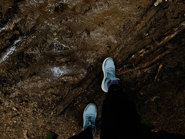 文藝青年和露營玩家喜歡的美國品牌Teva,除了涼鞋還有徒步鞋可以穿