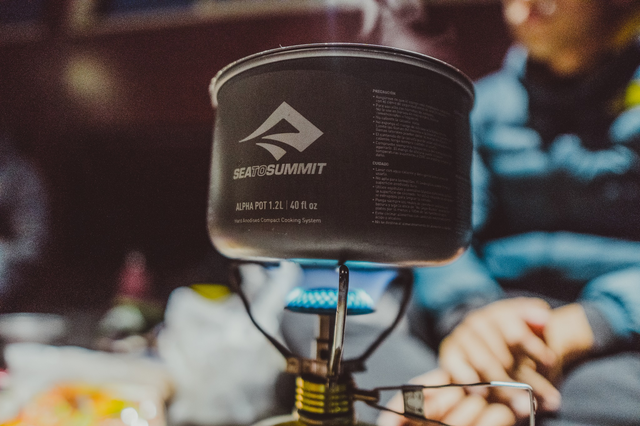 戶外露營用什么鍋具?分享下野炊吃飯用的鍋具該如何挑選