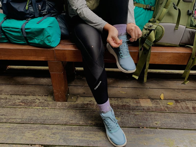 文藝青年和露營玩家喜歡的美國品牌Teva,除了涼鞋還有徒步鞋可以穿