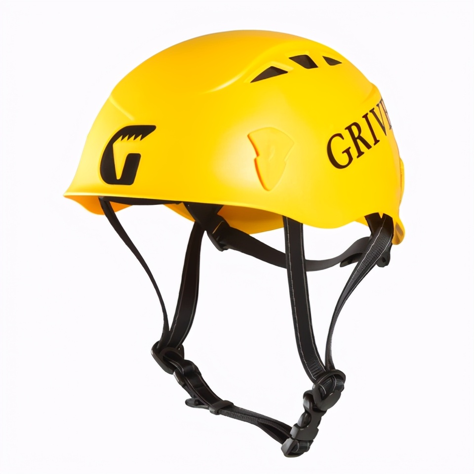 冬季在雪地里徒步登山,你需要知道的事