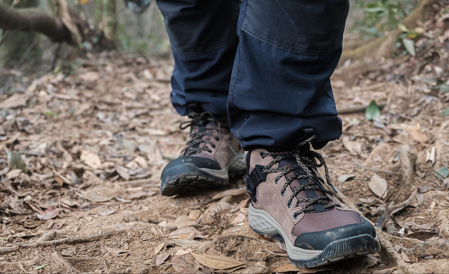 選擇適合自己的輕量登山鞋,Teva戶外鞋測評分享