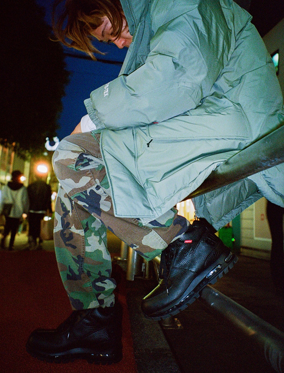 Supreme看上Nike冷門鞋,這款機能靴值得關注